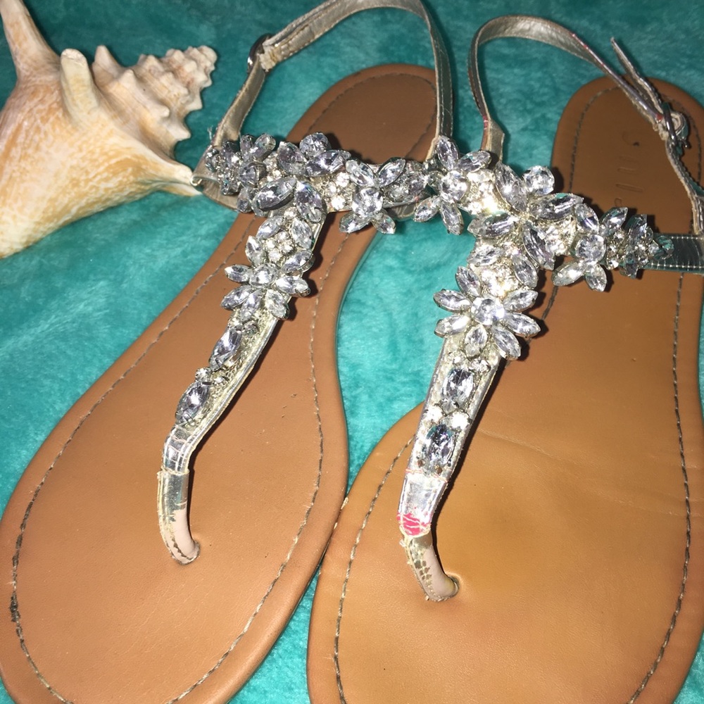 Bling sandals ❤️2/$15